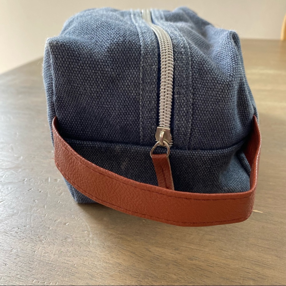 Toiletry duffle bag